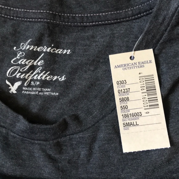 🛍️ NWT American Eagle Short Sleeved Graphic Tee - Picture 3 of 4